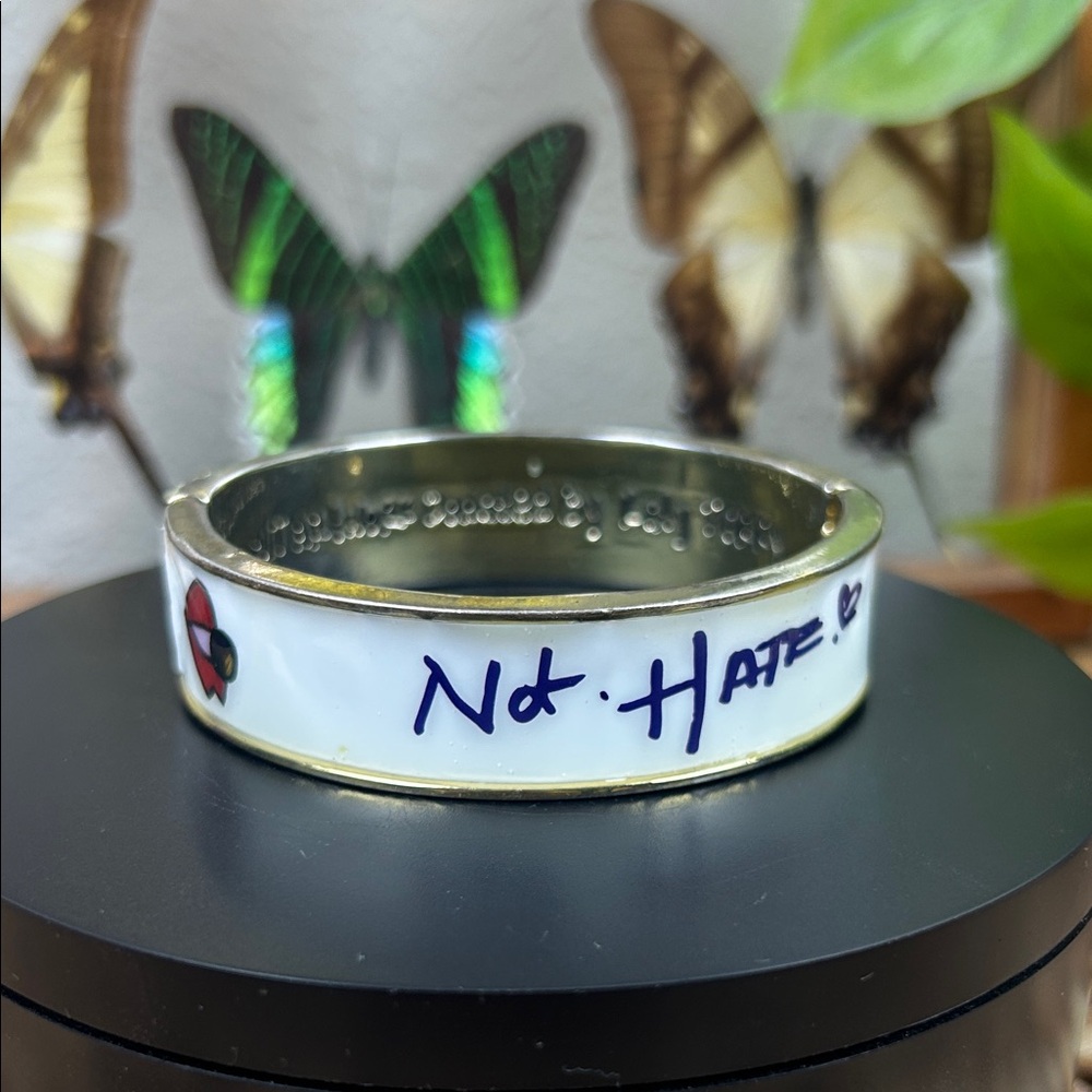 White Enamel Katy Perry 'Not Hate. Prescribe Peace' Statement Bangle Bracelet